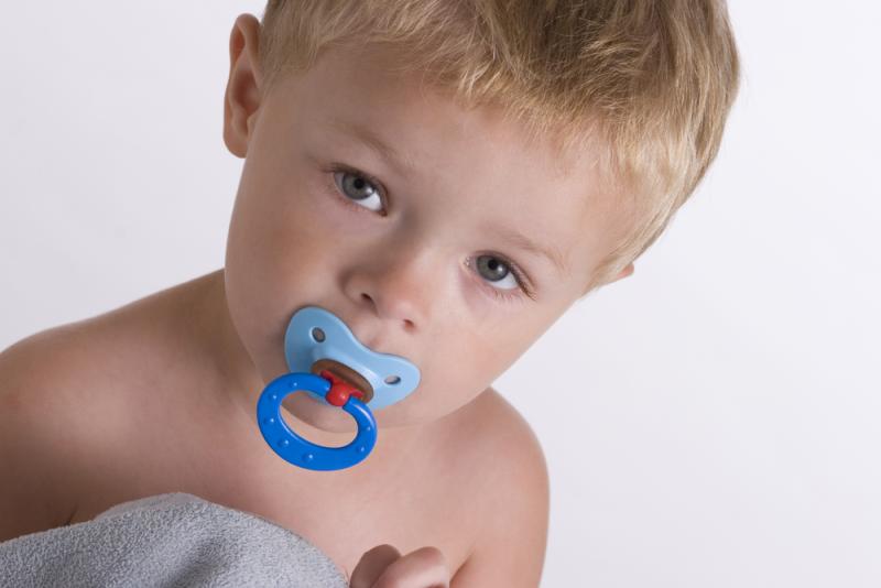 How To Wean Babies Off Pacifiers | EcoParent Magazine